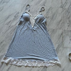 Victoria secret mini lace slip no tags XS